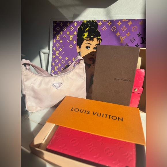 LUXURY GIVEAWAY $50/entry, 35 entries, 4 prizes - Picture 1 of 8